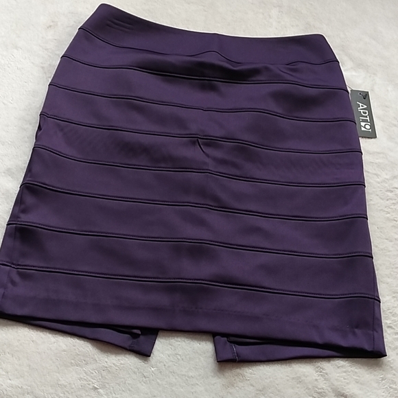 Apt. 9 Dresses & Skirts - Women's skirt, new, size 8